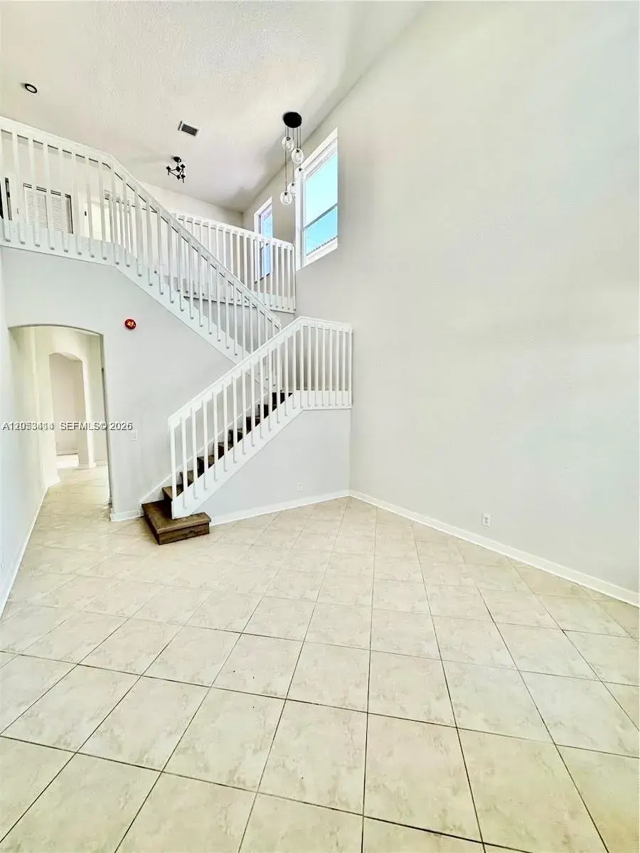 4946 SW 38th Way # 0, Hollywood FL 33312