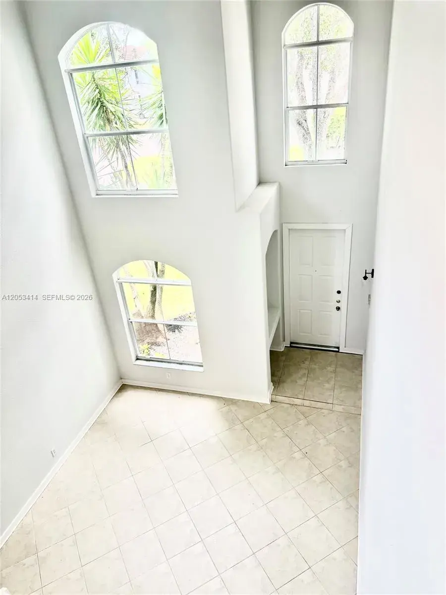 4946 SW 38th Way # 0, Hollywood FL 33312