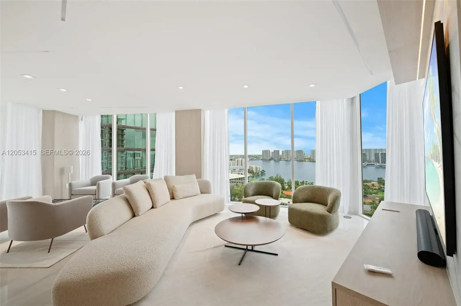 18671 Collins Ave # 2103, Sunny Isles Beach FL 33160 photo 2