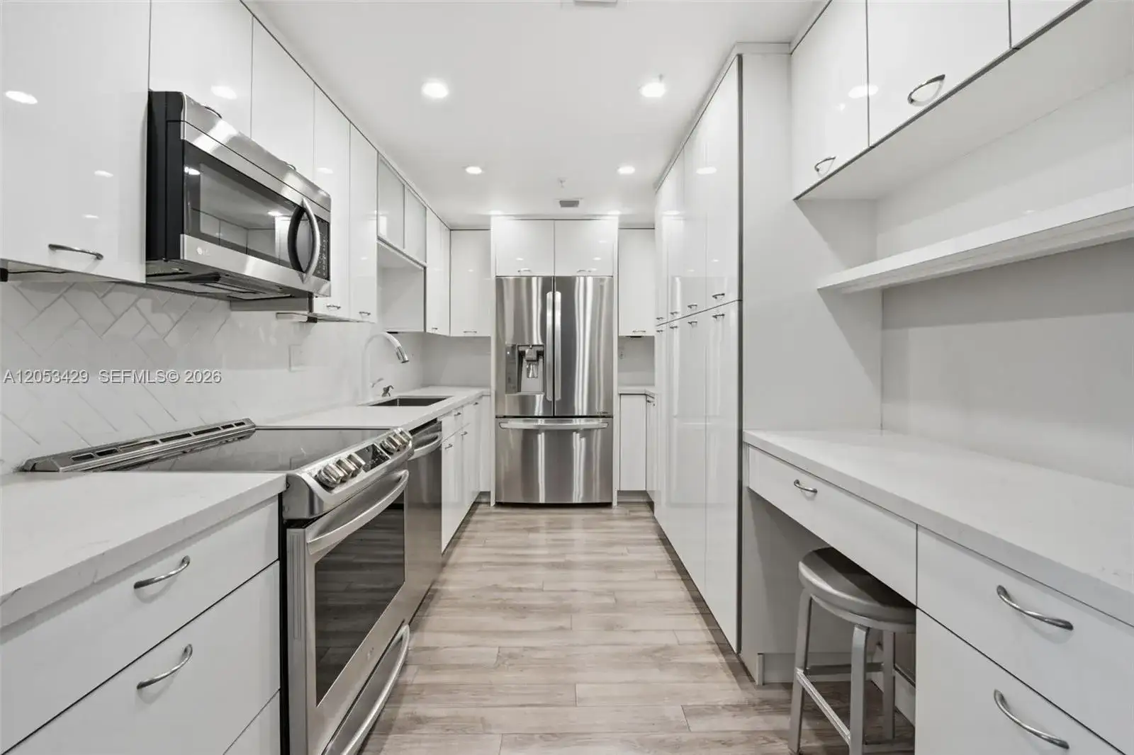 90 Edgewater Dr # 225, Coral Gables FL 33133 photo 4