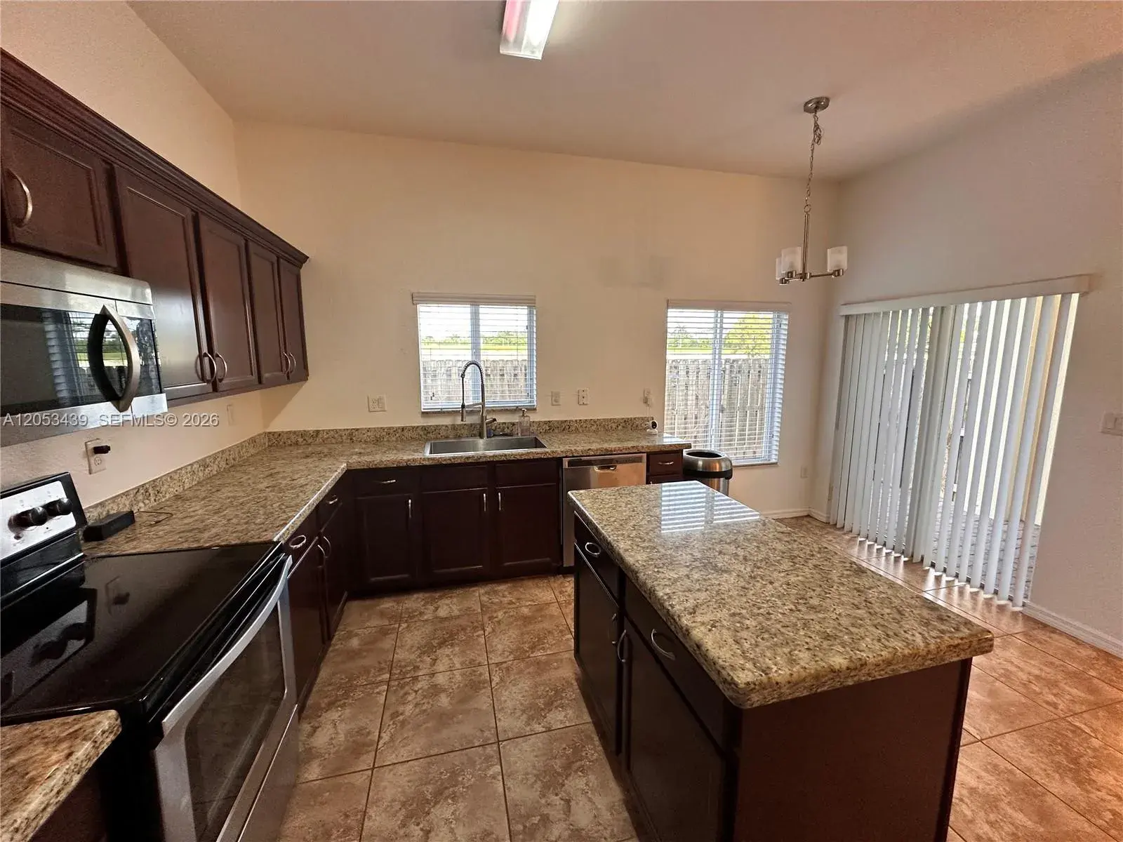 2342 SE 16th Ter, Homestead FL 33035