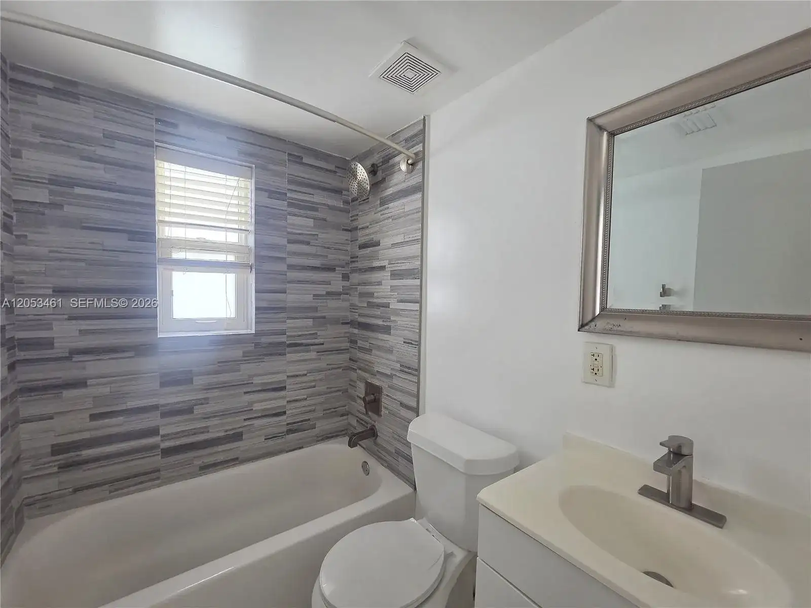 1767 NW 3rd Ave # 17, Miami FL 33136 photo 5