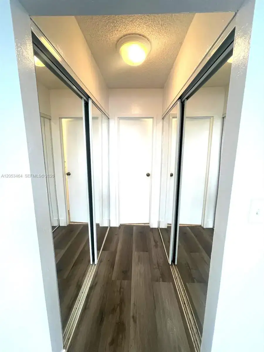2450 NE 135th St # 209, North Miami FL 33181 photo 5