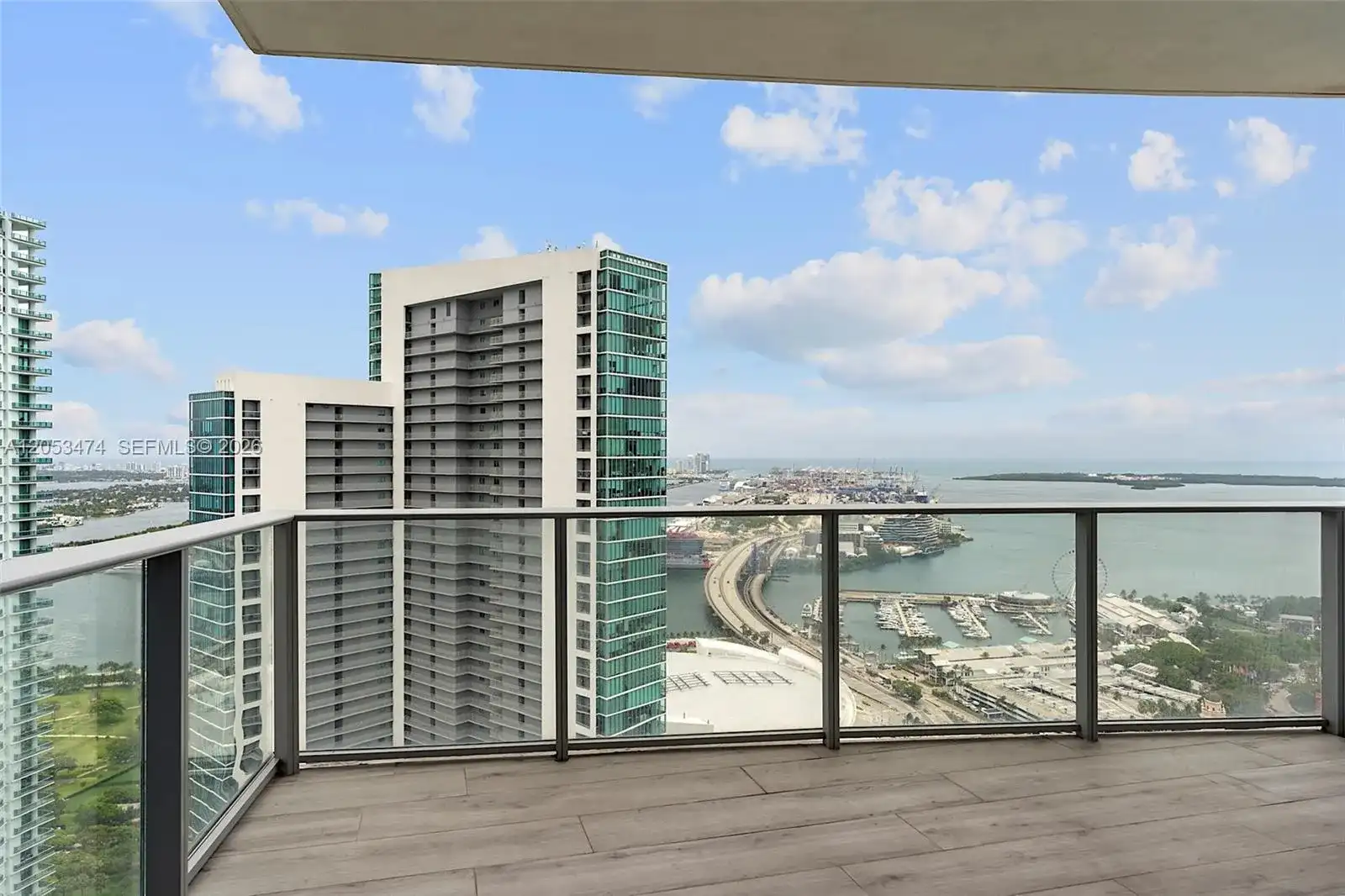 851 NE 1st Ave # 4407, Miami FL 33132