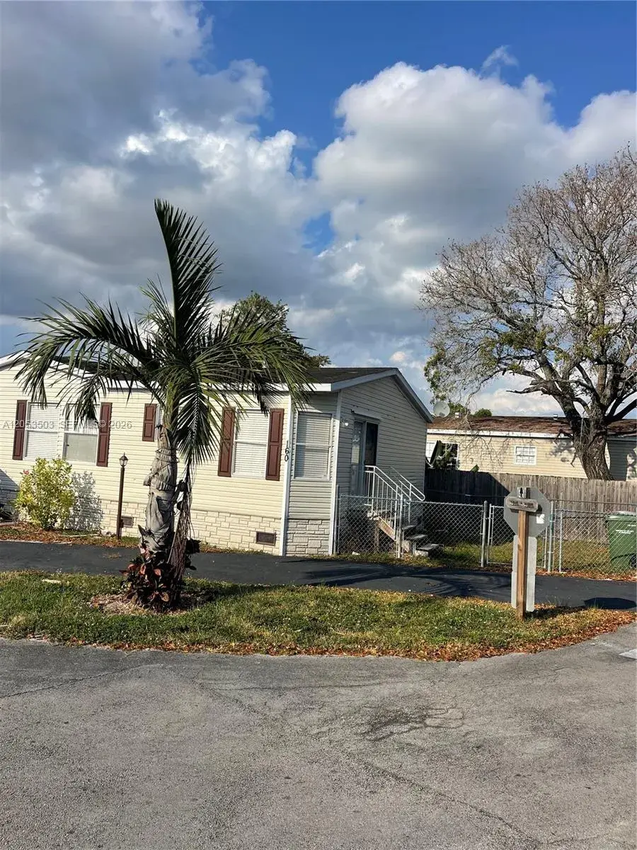 220 NE 12th Ave LOT 160, Homestead FL 33030