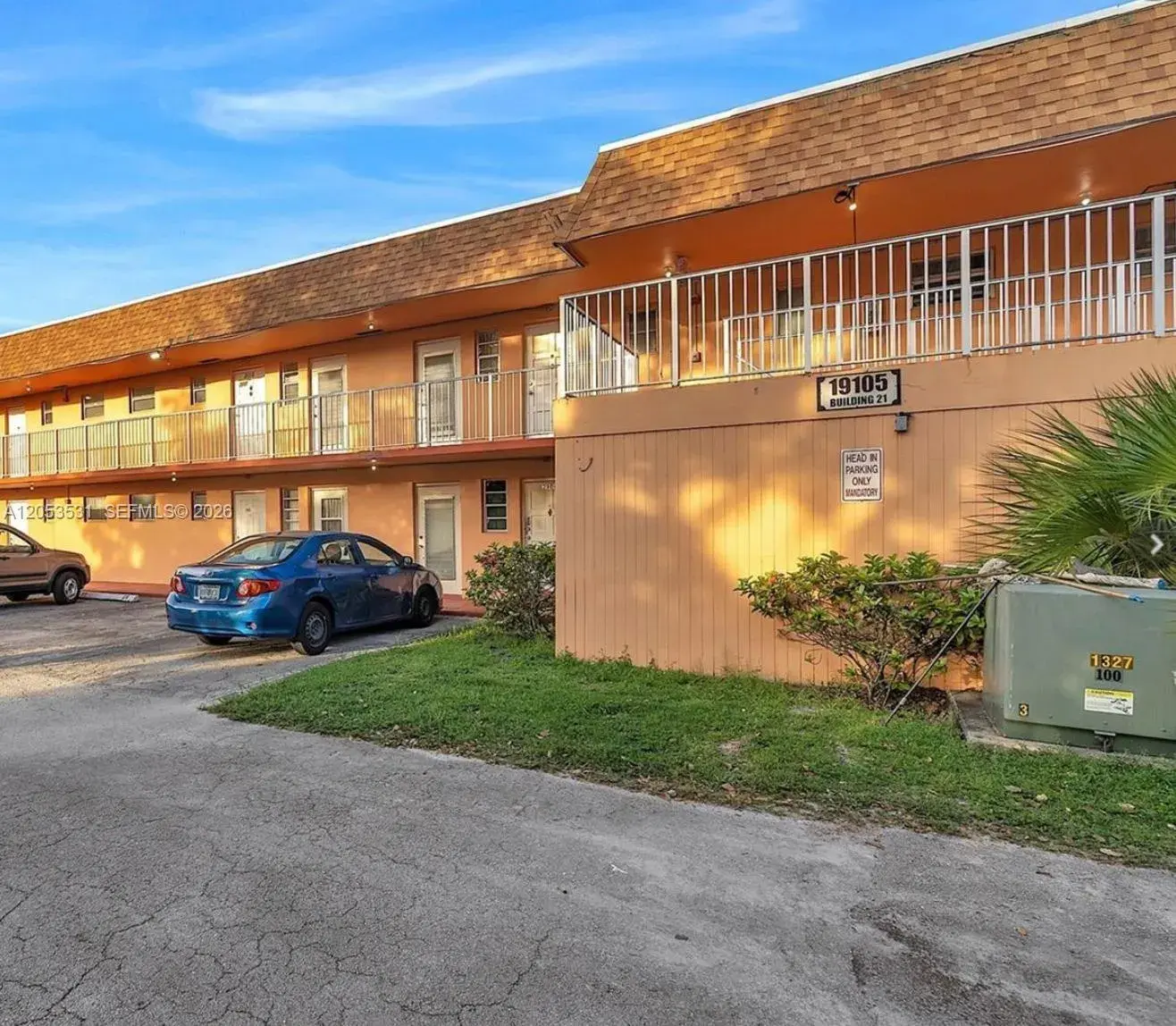19105 NE 2nd Ave # 2118, Miami FL 33179