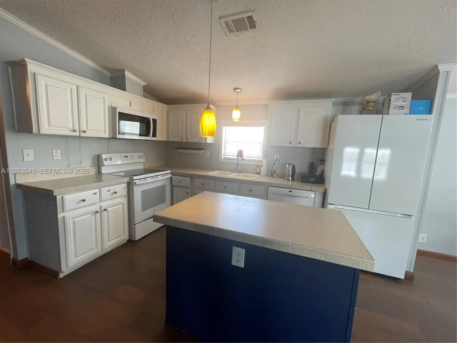 3070 Cove Dr, Dania Beach FL 33312 photo 5