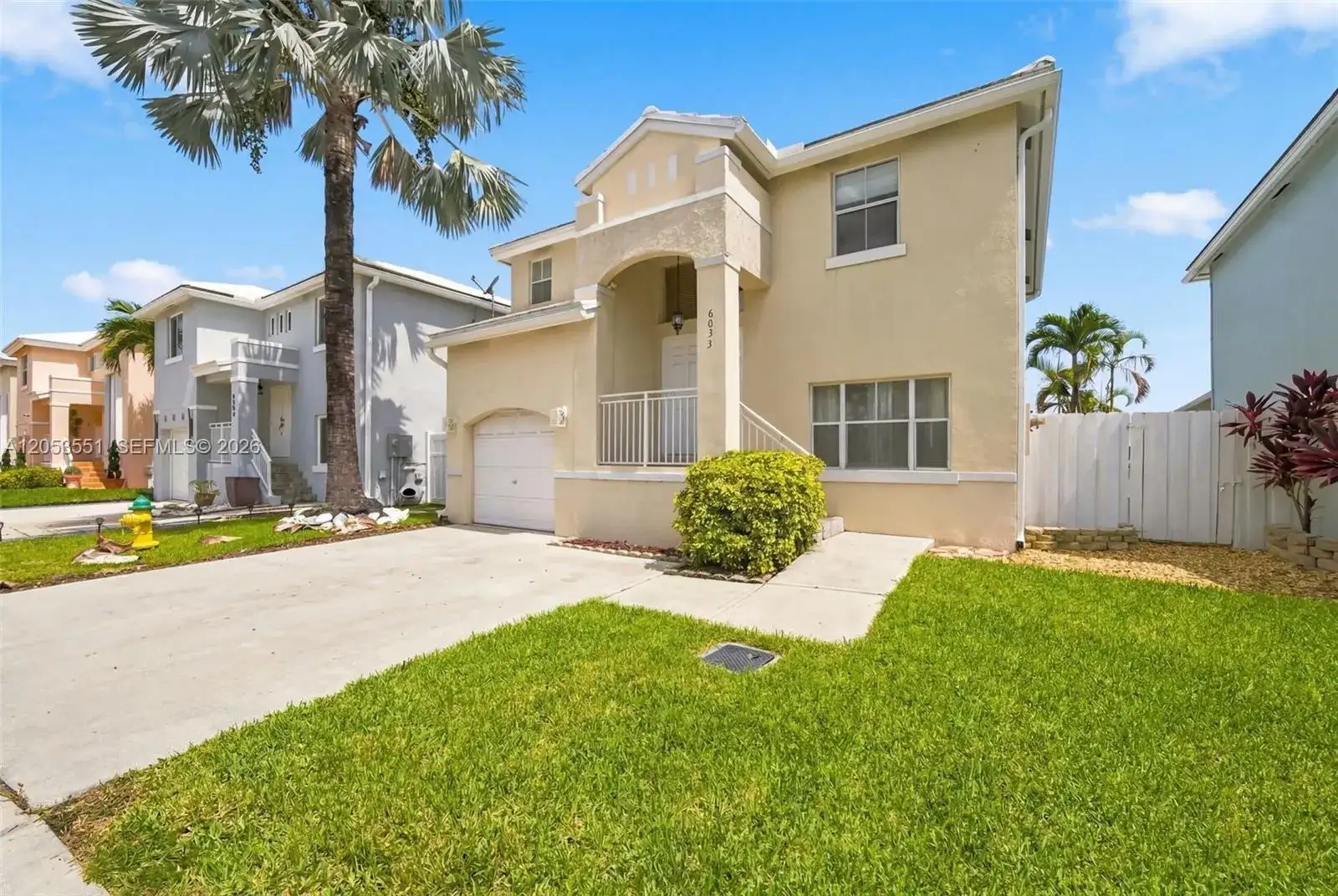 6633 Bayfront Dr, Margate FL 33063 photo 2