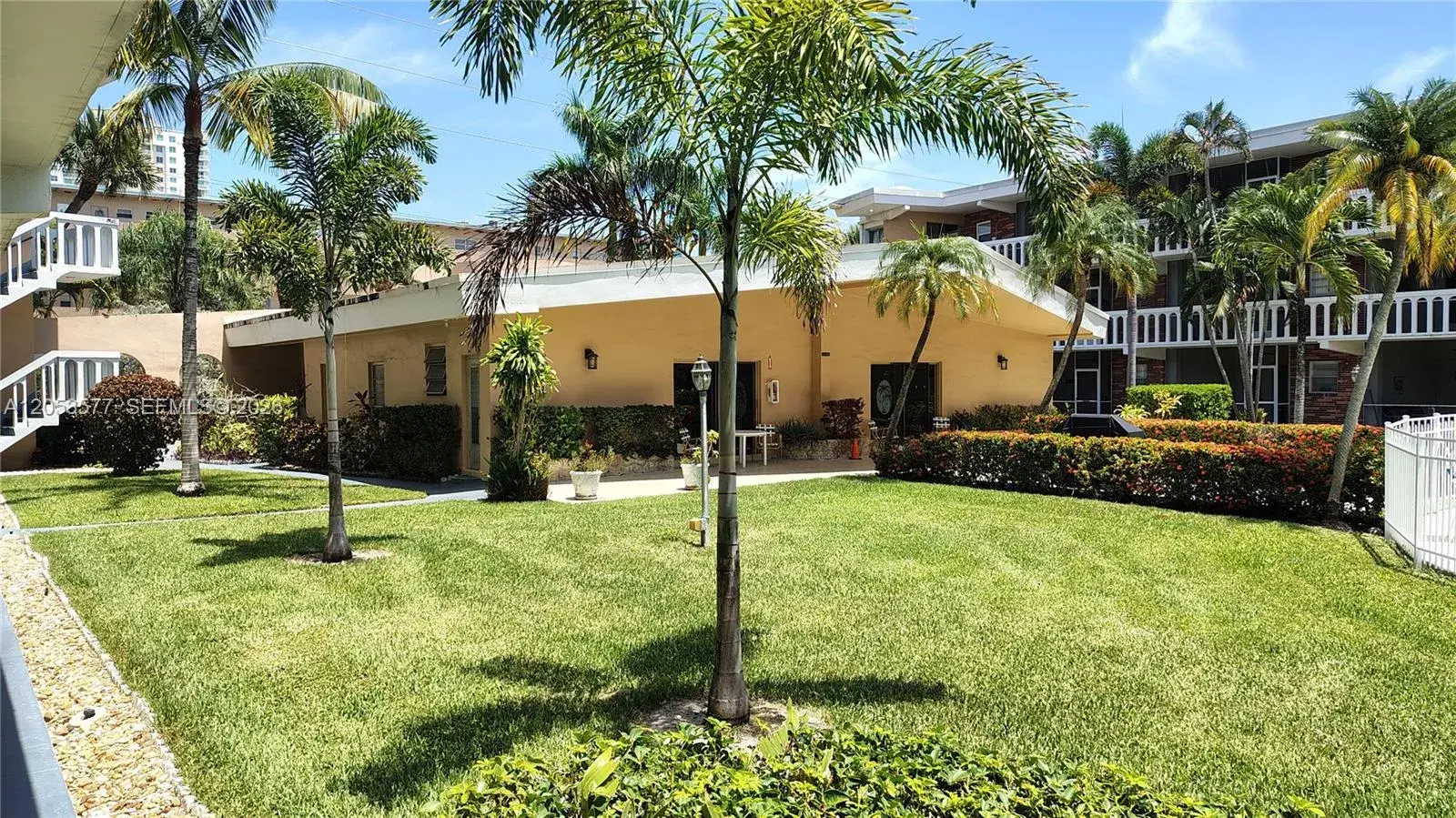 201 NE 14th Ave # 5C, Hallandale Beach FL 33009