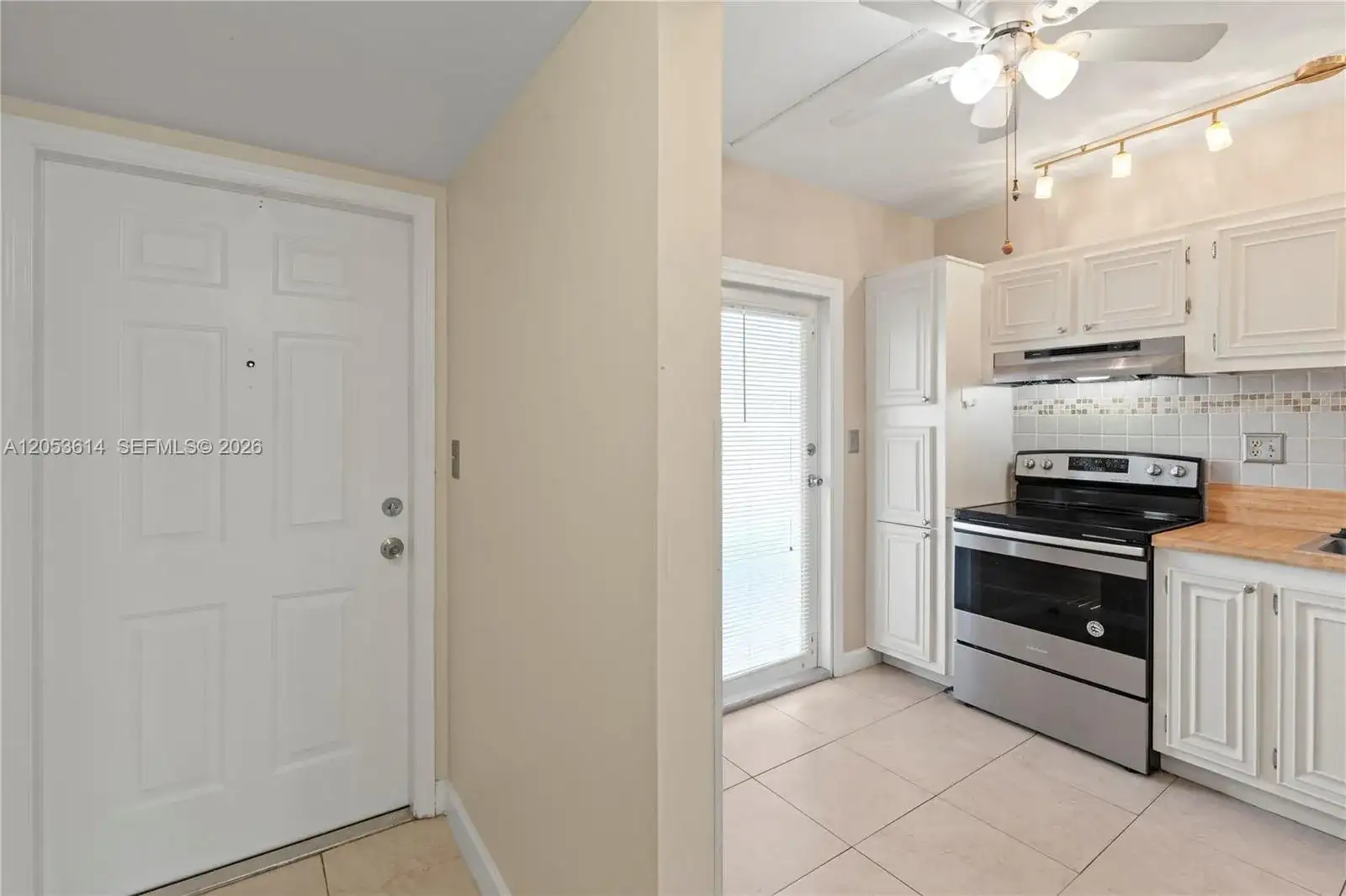 5950 Del Lago Cir # 106, Sunrise FL 33313 photo 3