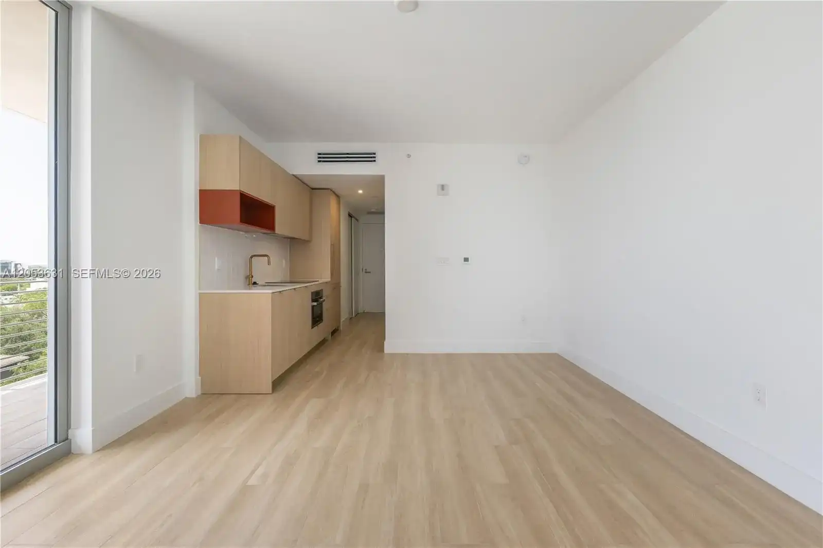 90 NE 32nd ST # 815, Miami FL 33137