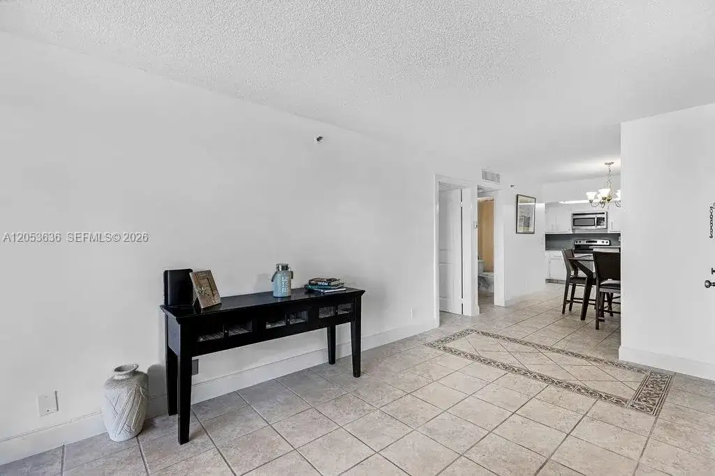 2625 Collins Ave # 702, Miami Beach FL 33140 photo 5