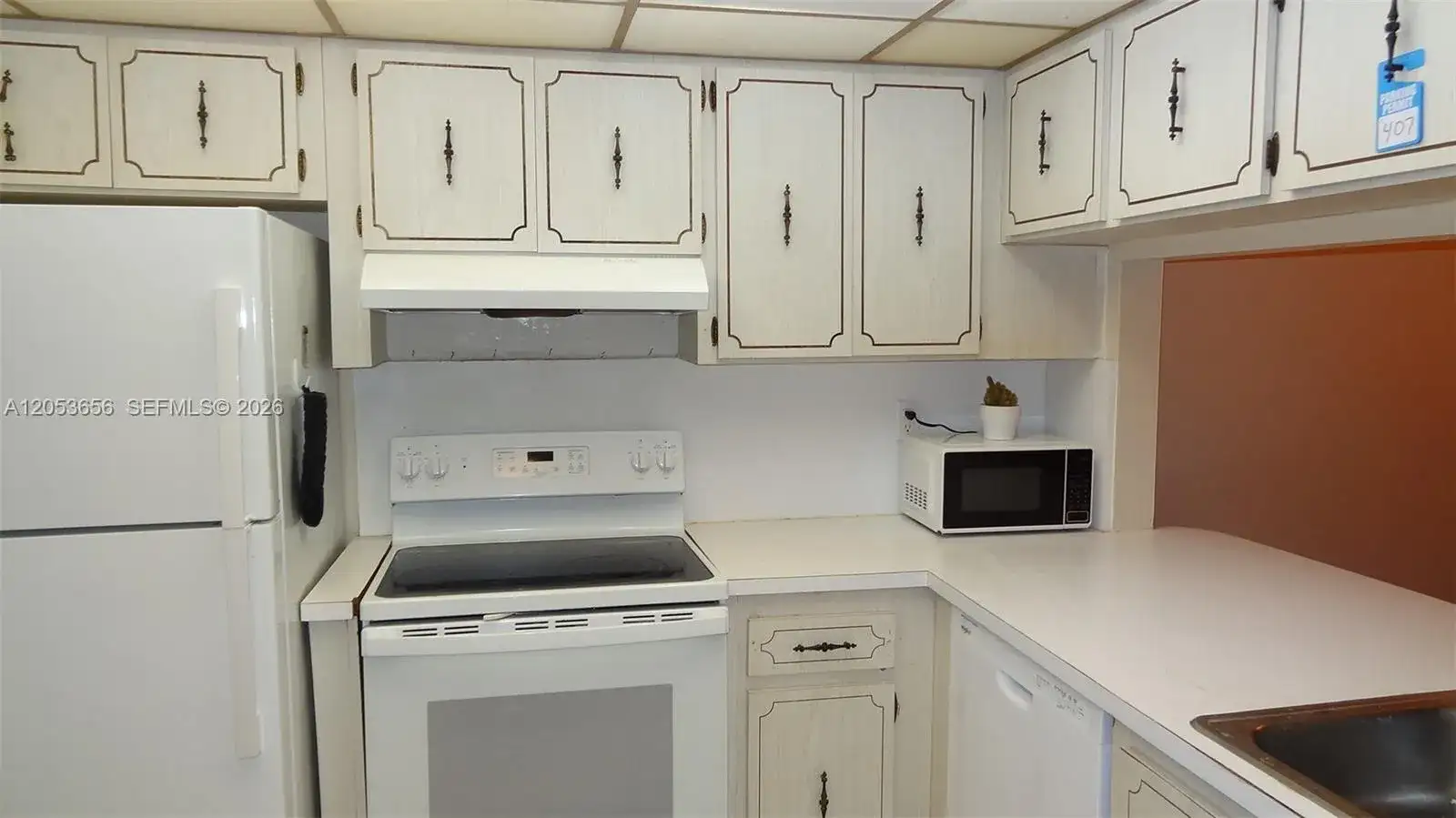 3527 NE 168th St # 407, North Miami Beach FL 33160 photo 4