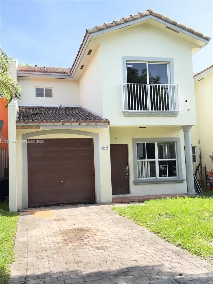 646 SW 7TH TERRA, Florida City FL 33034 photo 2
