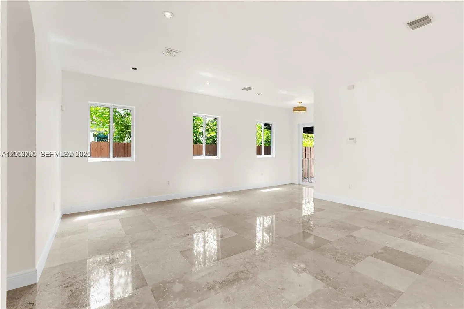 4023 SW 10th St, Miami FL 33134