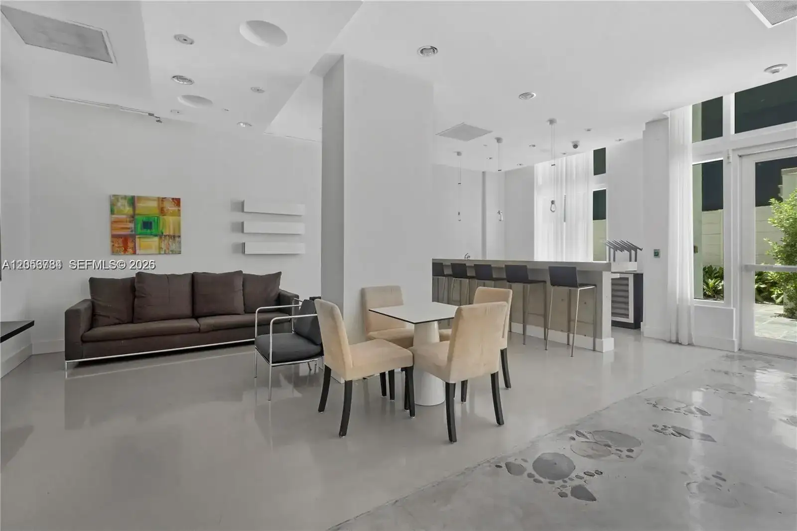 234 NE 3rd St # 2109, Miami FL 33132 photo 4
