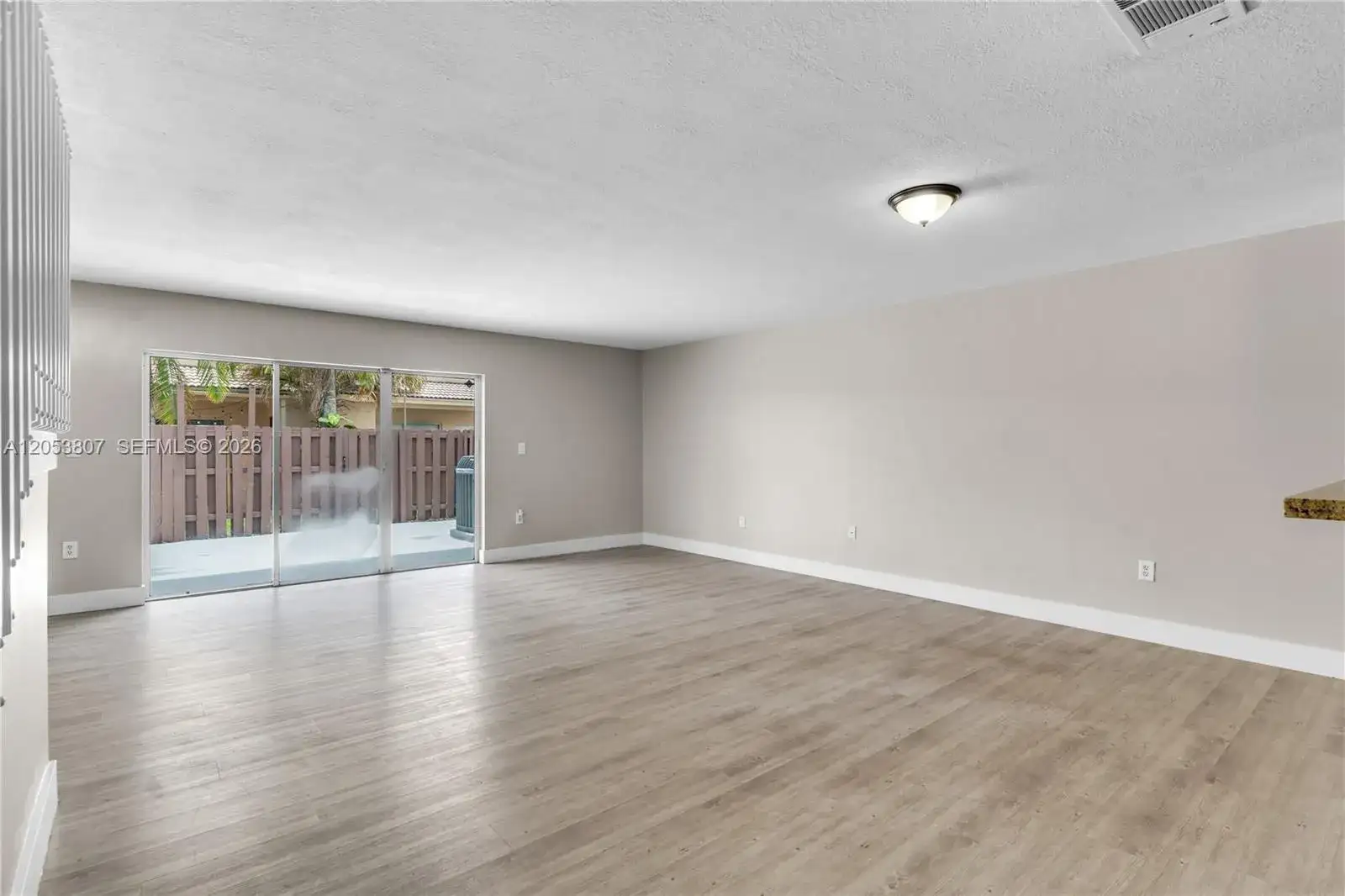 7463 SW 164th Ave, Miami FL 33193 photo 2