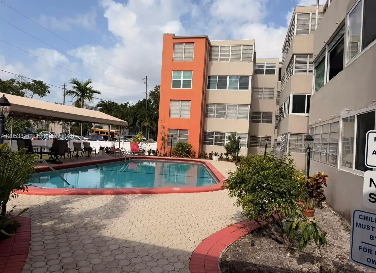 1850 NE 169th St # 302, North Miami Beach FL 33162 photo 2
