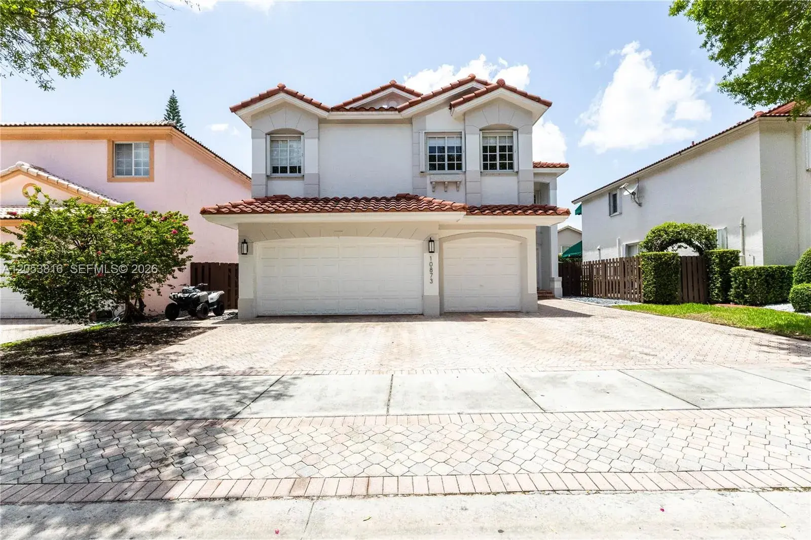 10873 NW 71st St, Doral FL 33178