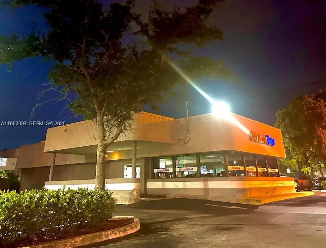 2215 W Hillsboro Blvd # 01, Deerfield Beach FL 33442