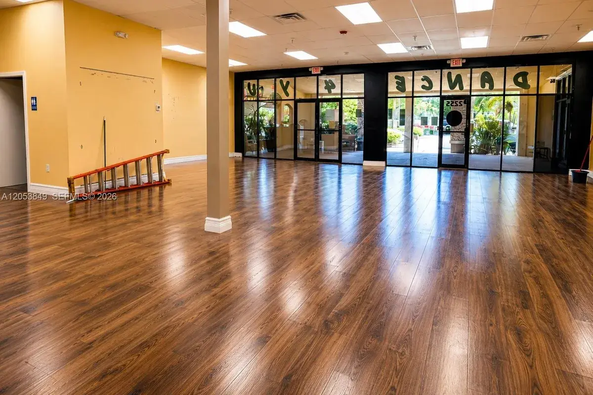 2215 W Hillsboro Blvd # 5, Deerfield Beach FL 33442