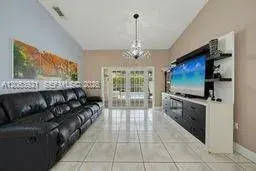 15431 SW 177th Ter, Miami FL 33187