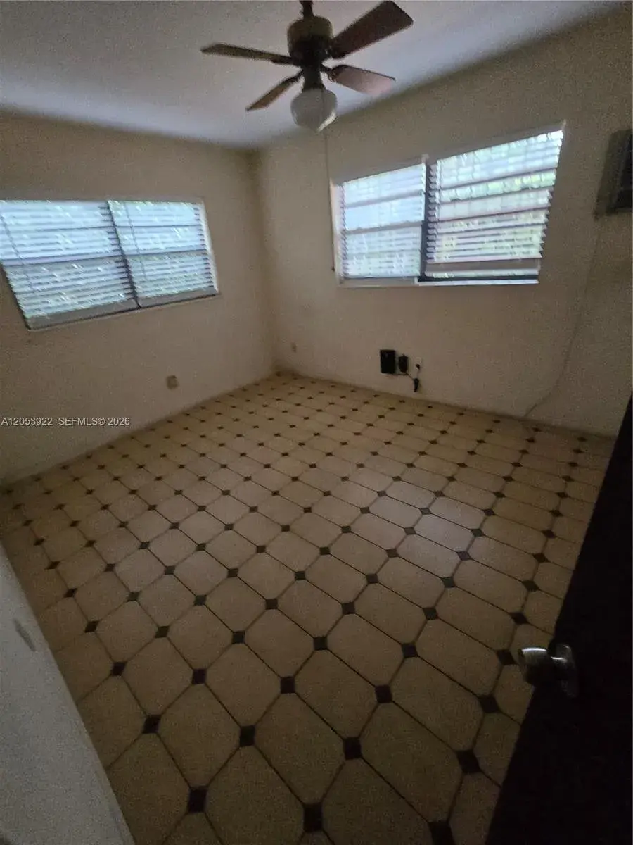 8920 SW 20th St, Miami FL 33165
