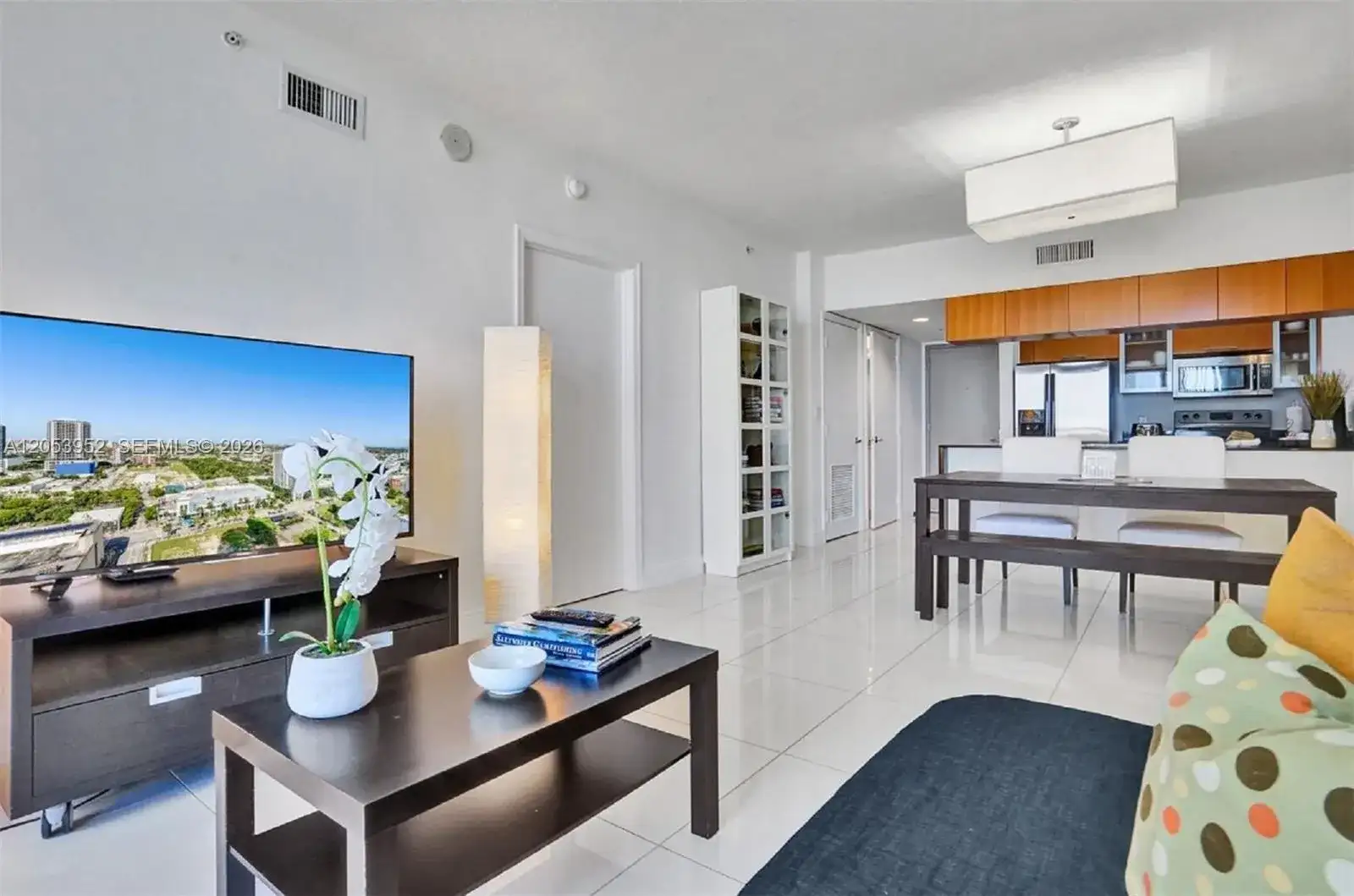 1750 N Bayshore Dr # 2911, Miami FL 33132 photo 3