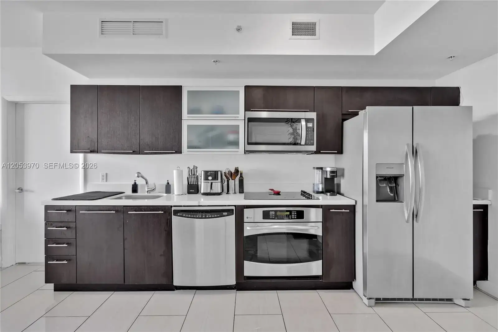 90 SW 3rd St # 4403, Miami FL 33130 photo 4