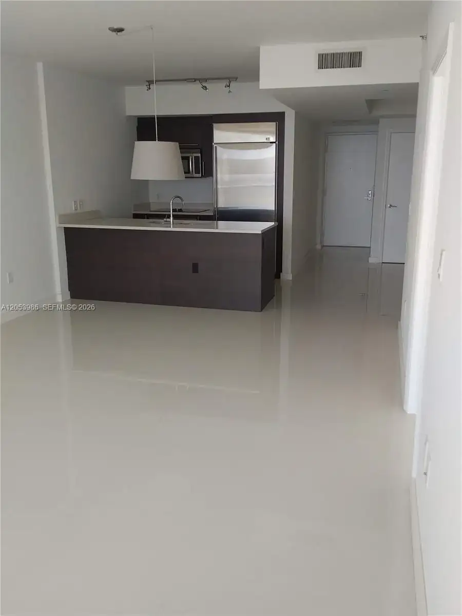 500 BRICKELL AVE # 3200, Miami FL 33131 photo 4