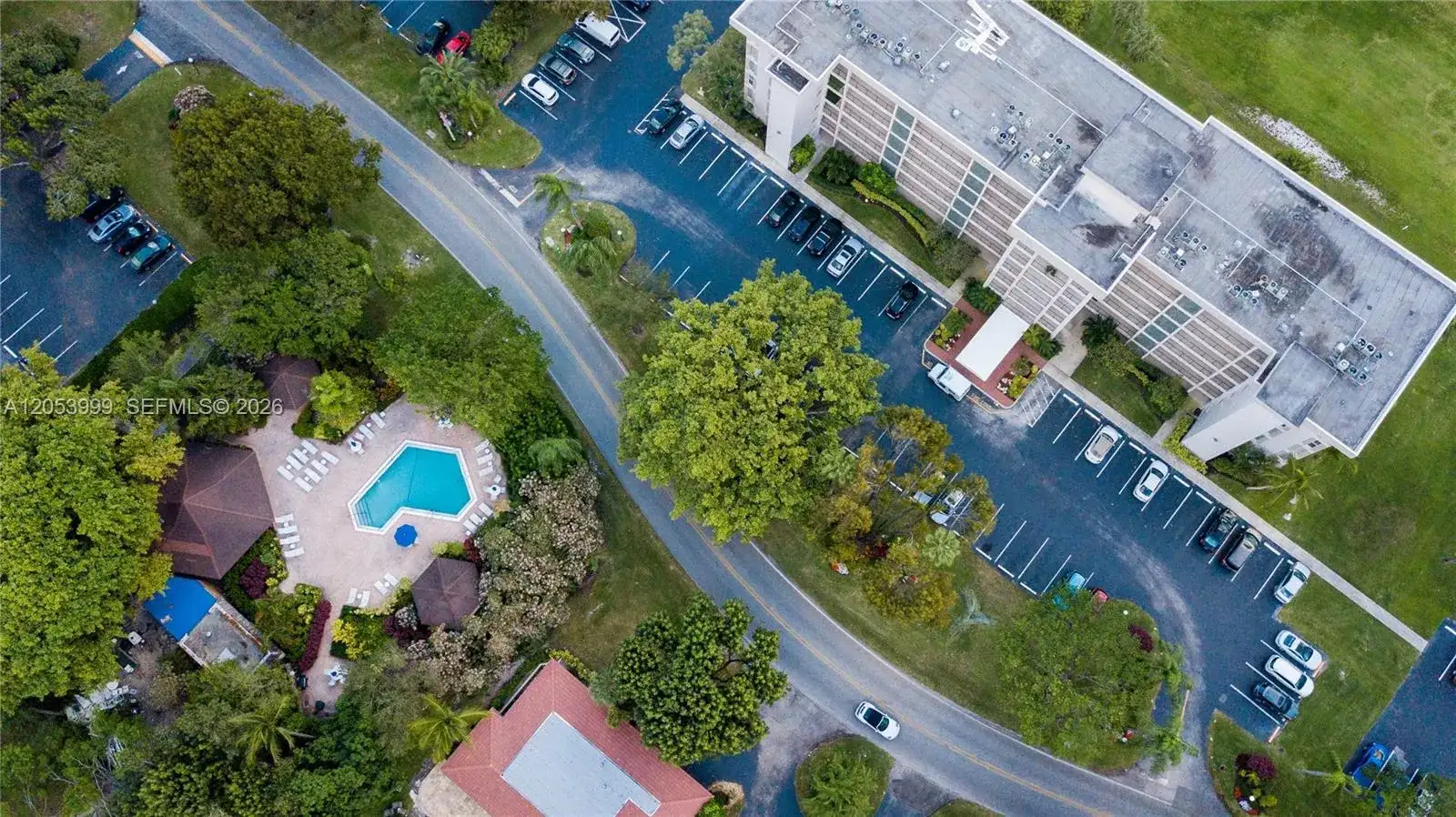 2850 N Palm Aire Dr # 404, Pompano Beach FL 33069 photo 2
