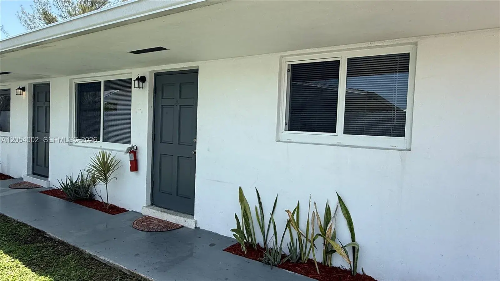 842 SW 2nd St # A, Hallandale Beach FL 33009