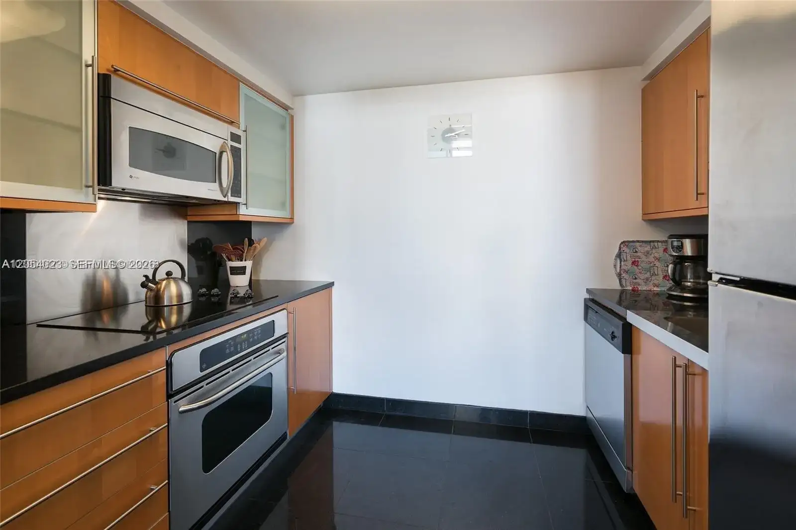 6365 Collins Ave # 1811, Miami Beach FL 33141 photo 2
