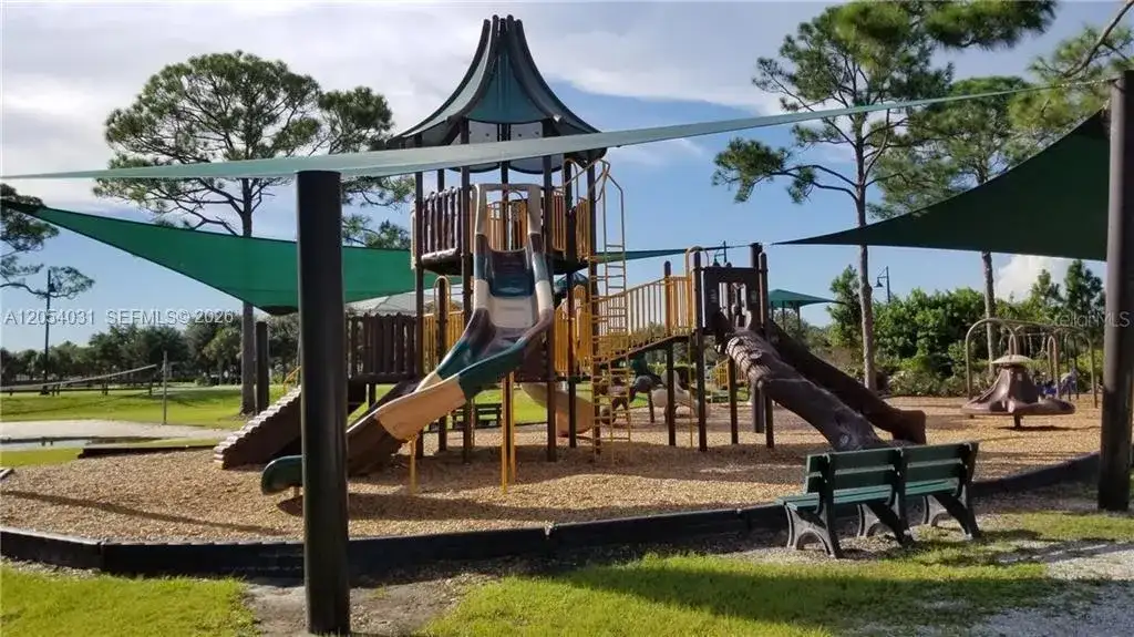 23 Cottagemaid St, North Port FL 34288 photo 4