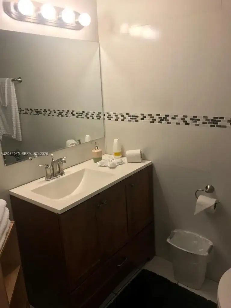 26 Diplomat Pkwy # 2233, Hallandale Beach FL 33009 photo 5