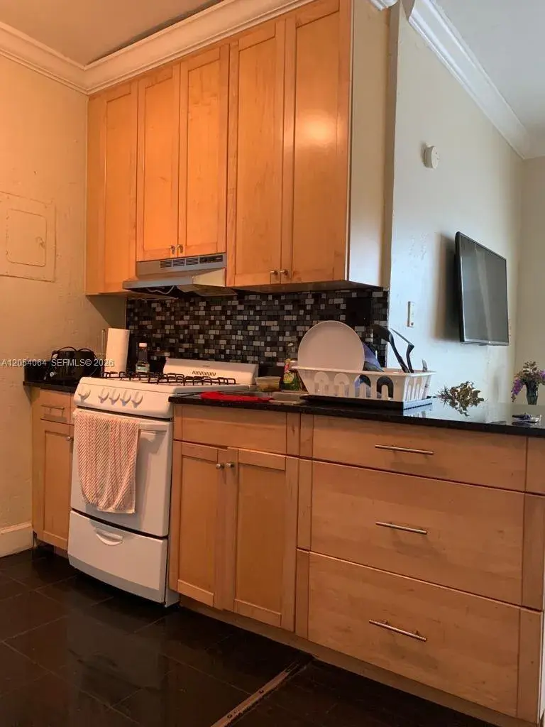 1555 Pennsylvania Ave # 103, Miami Beach FL 33139