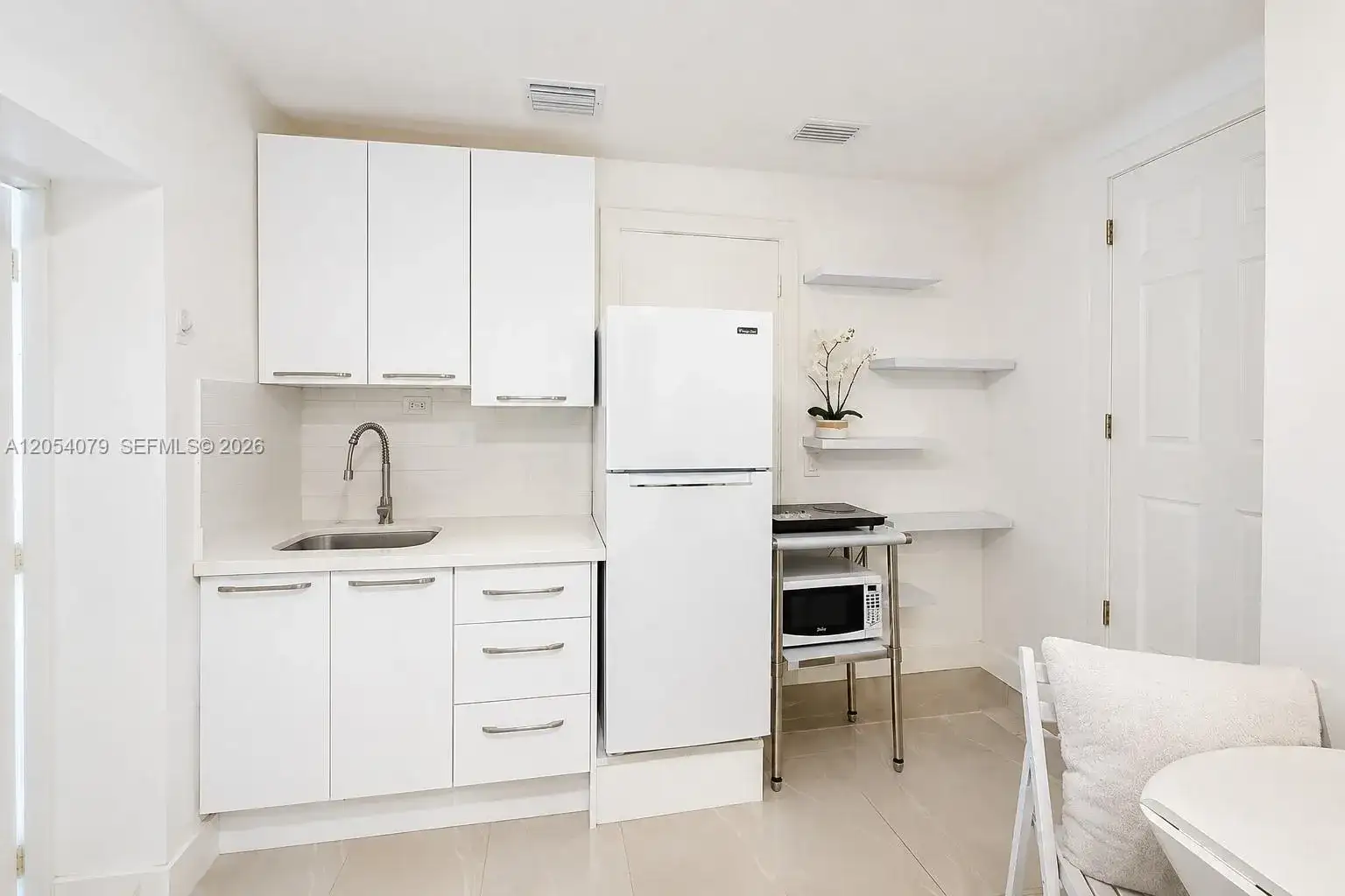 260 NW 132nd Ave # 1, Miami FL 33182 photo 2
