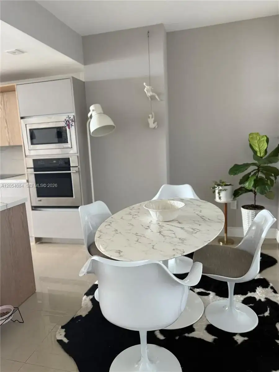 460 NE 28th St # 803, Miami FL 33137 photo 3