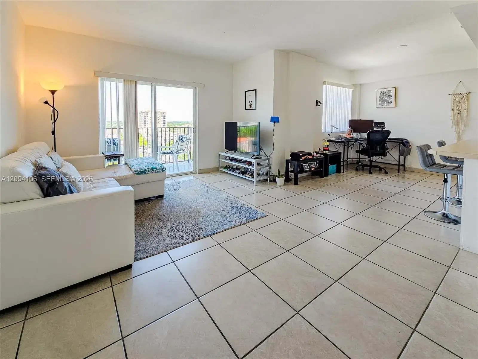 1627 SW 37th Ave # 802, Miami FL 33145 photo 2