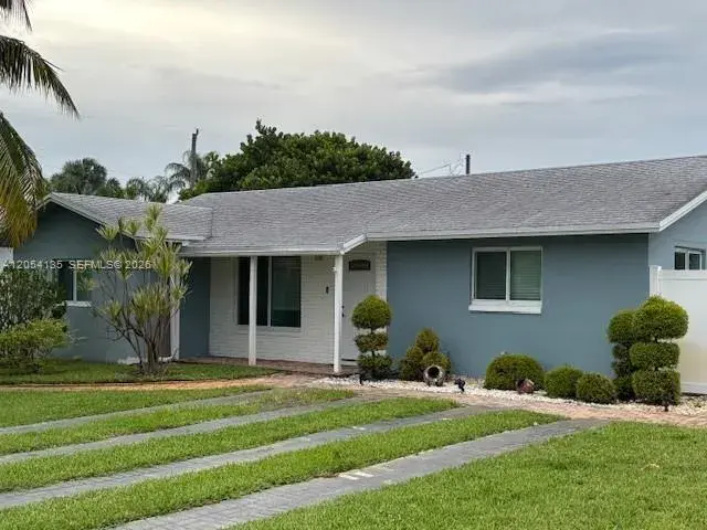 903 NW 6th Ave, Boynton Beach FL 33426
