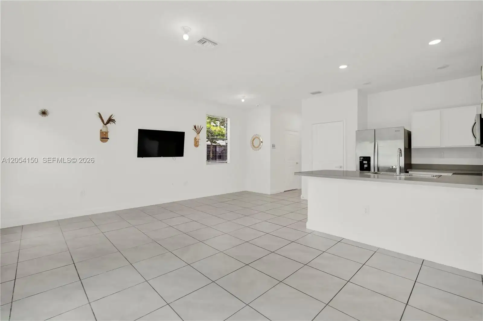 1161 SW 8th Ave, Florida City FL 33034 photo 4