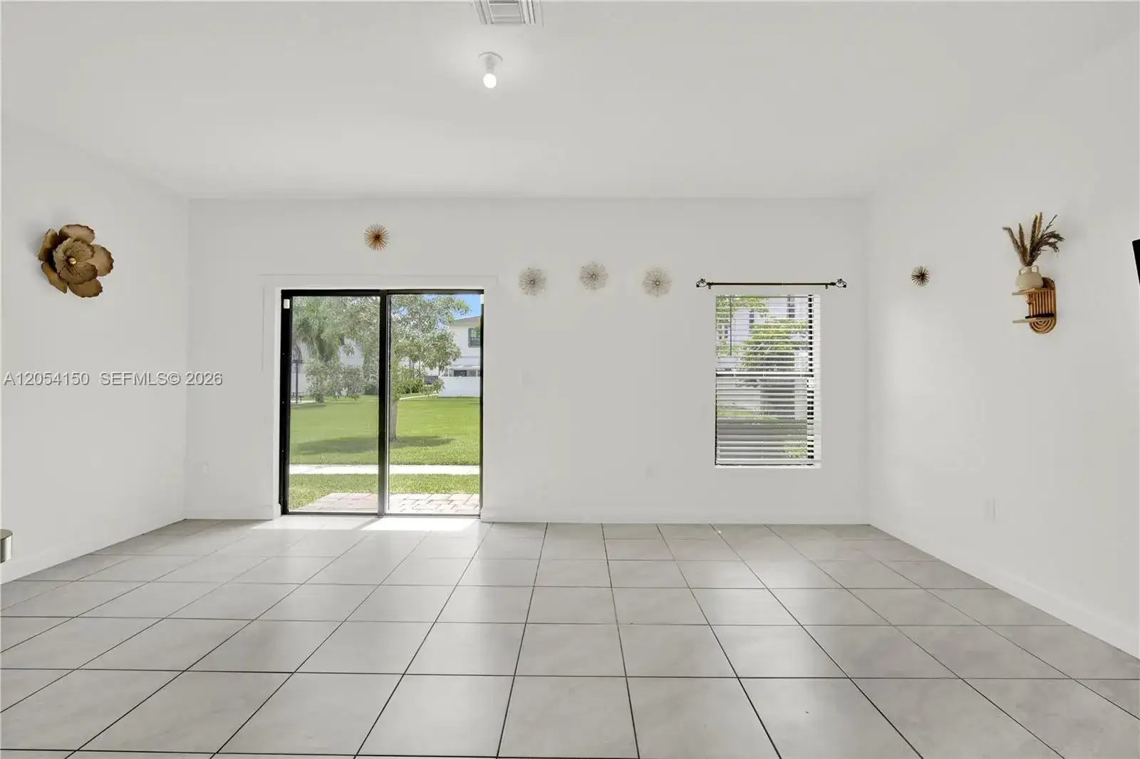 1161 SW 8th Ave, Florida City FL 33034 photo 5