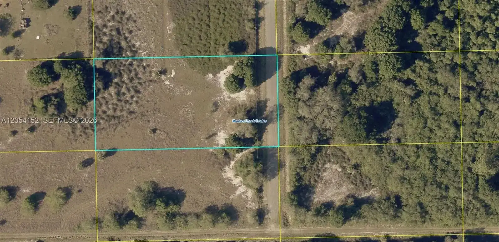 620 N Granja ST, Clewiston FL 33440 photo 2