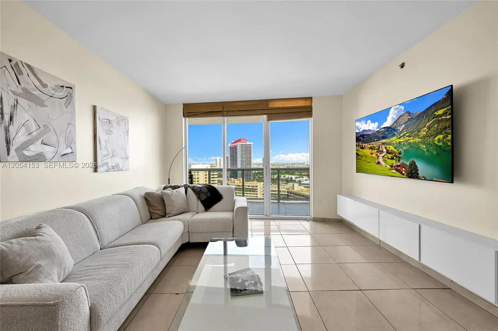 1850 S Ocean Dr # 2009, Hallandale Beach FL 33009