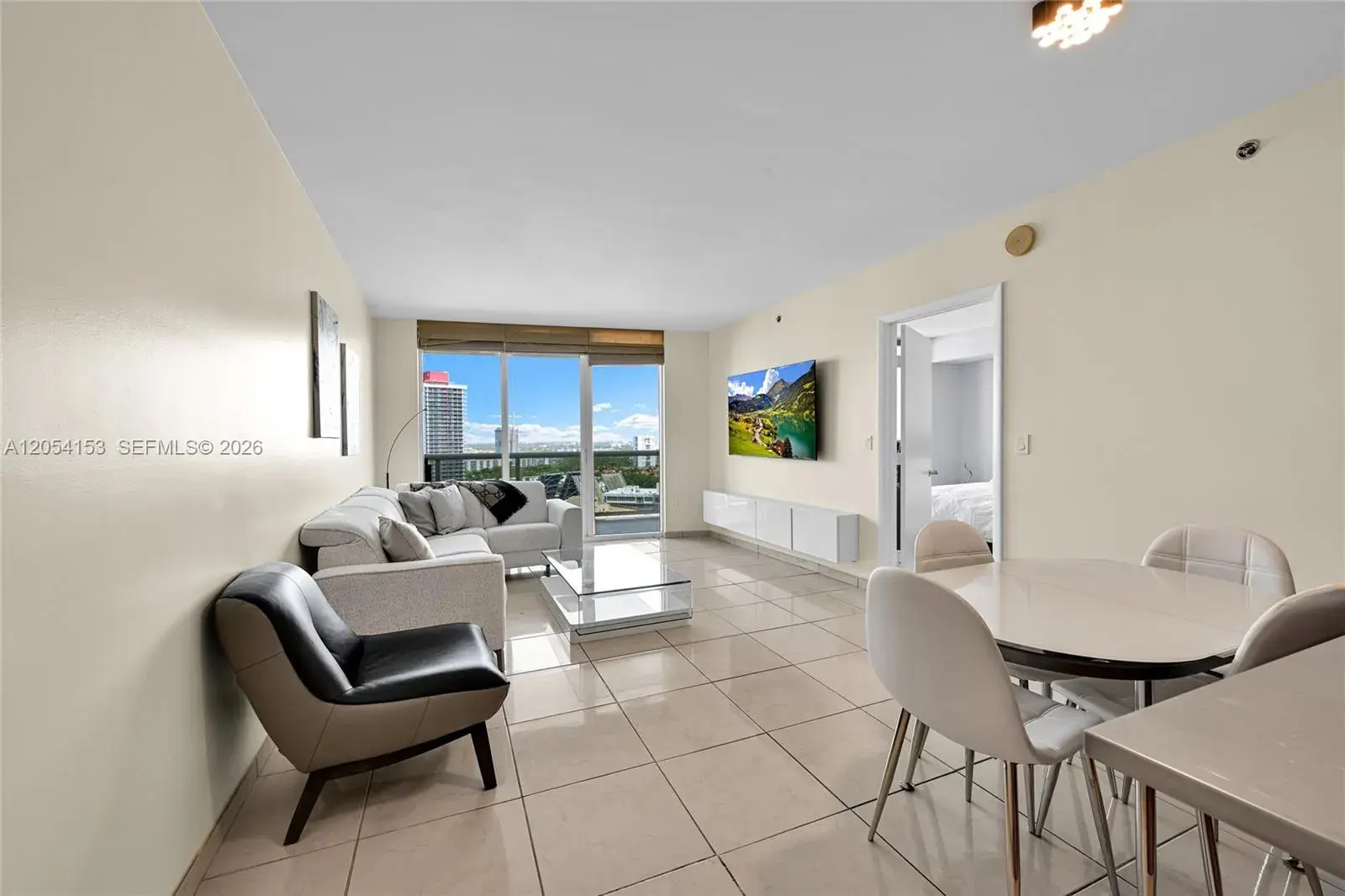 1850 S Ocean Dr # 2009, Hallandale Beach FL 33009