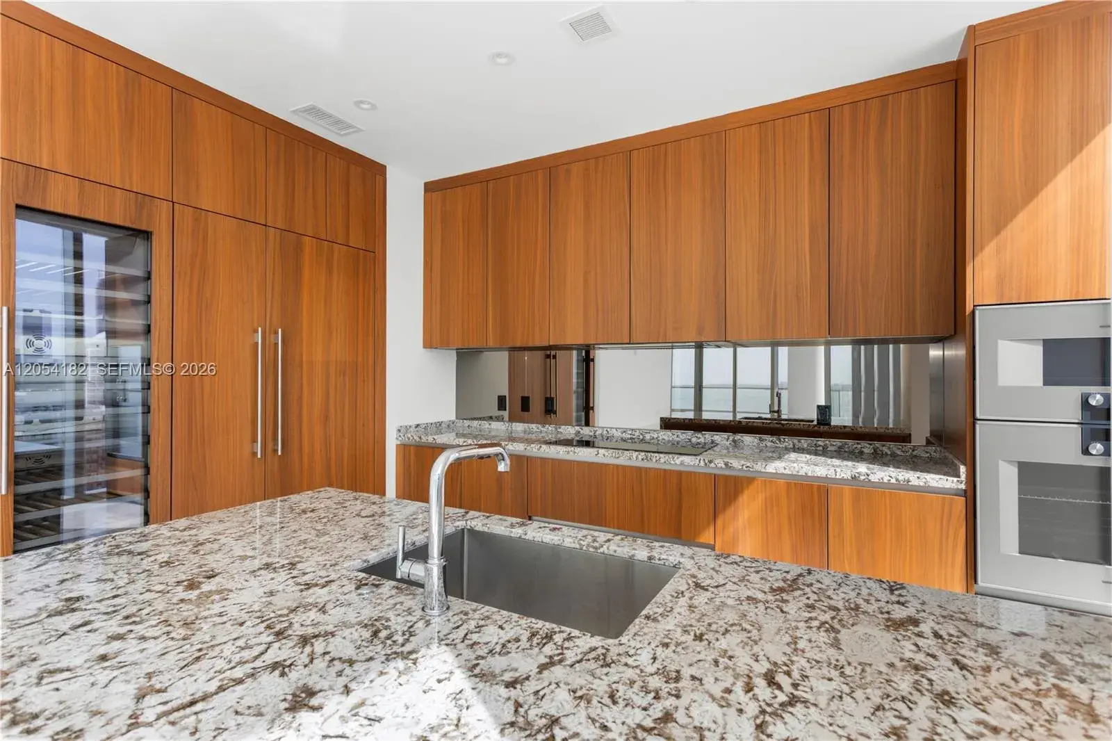 175 SE 25th Rd # 2701, Miami FL 33129