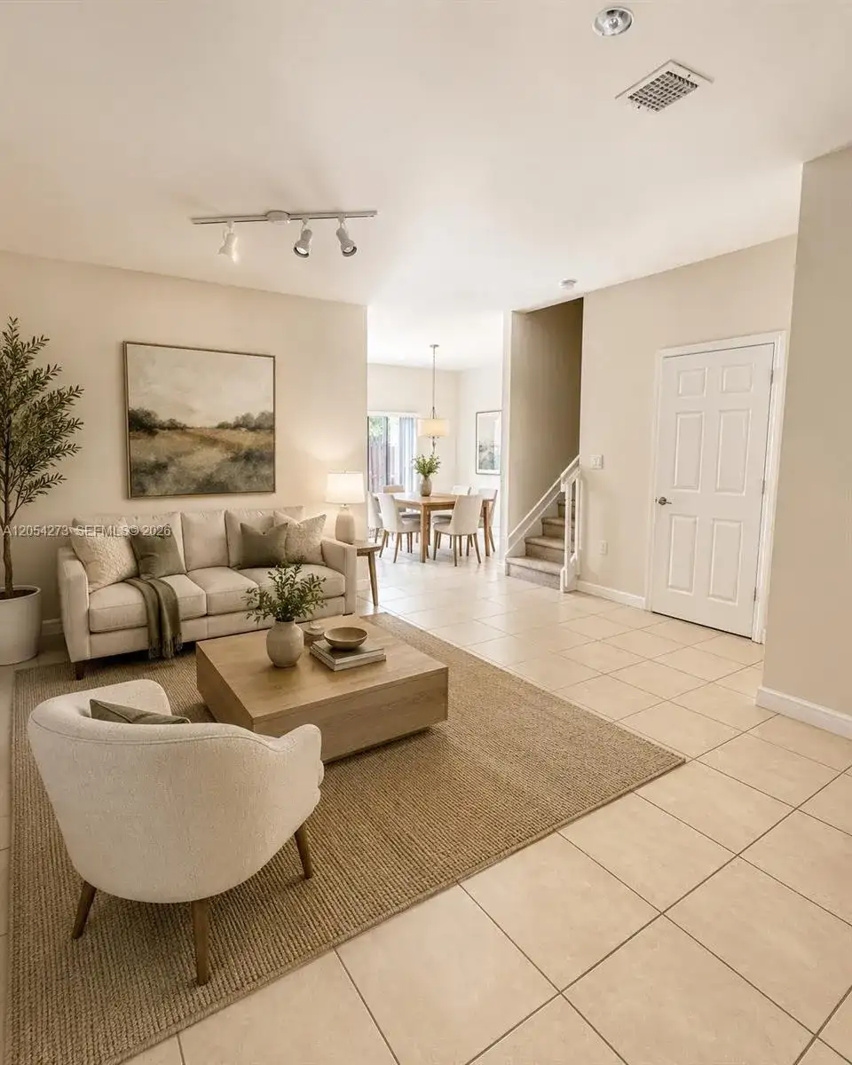 3787 SE 2nd St, Homestead FL 33033 photo 2