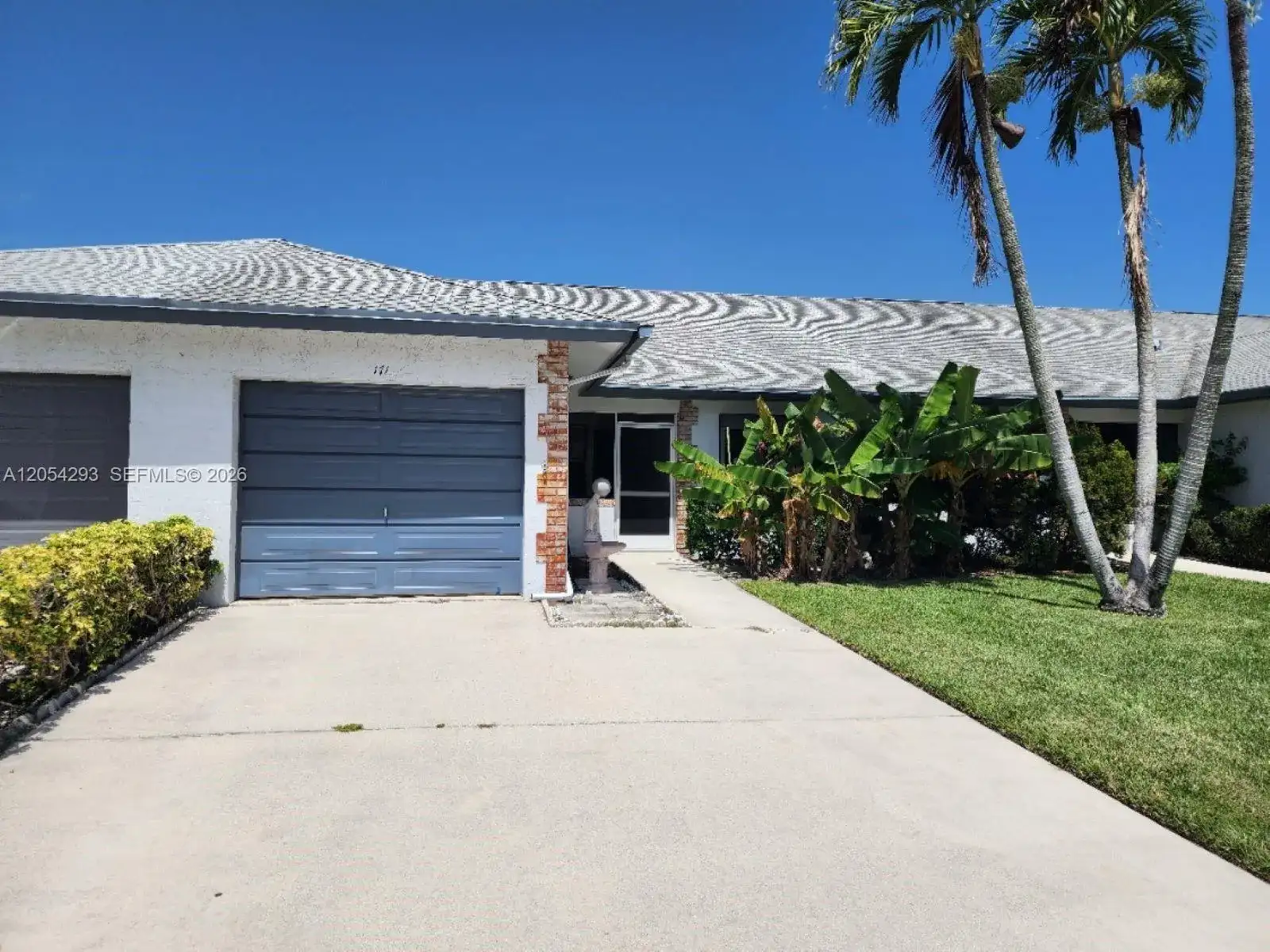 171 N Moccasin Trl N, Jupiter FL 33458 photo 2