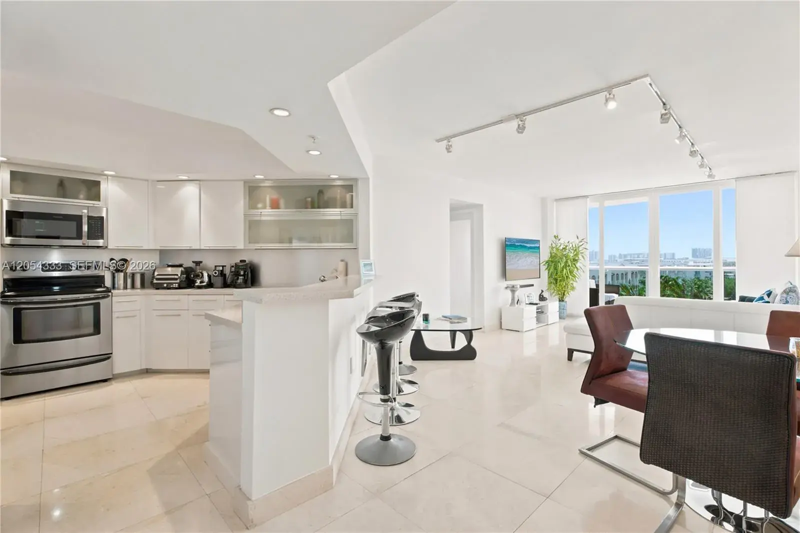 1900 Sunset Harbour Dr # 803, Miami Beach FL 33139