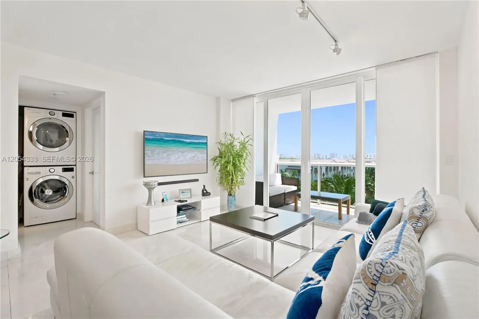 1900 Sunset Harbour Dr # 803, Miami Beach FL 33139